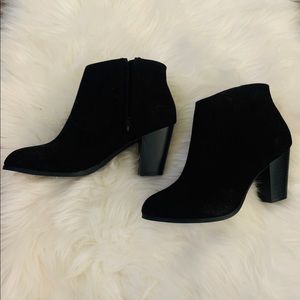 Brand New Black Booties size 8